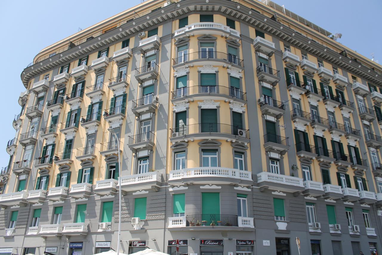 Bed No Breakfast Ak 2 Hotel Napoli Ngoại thất bức ảnh