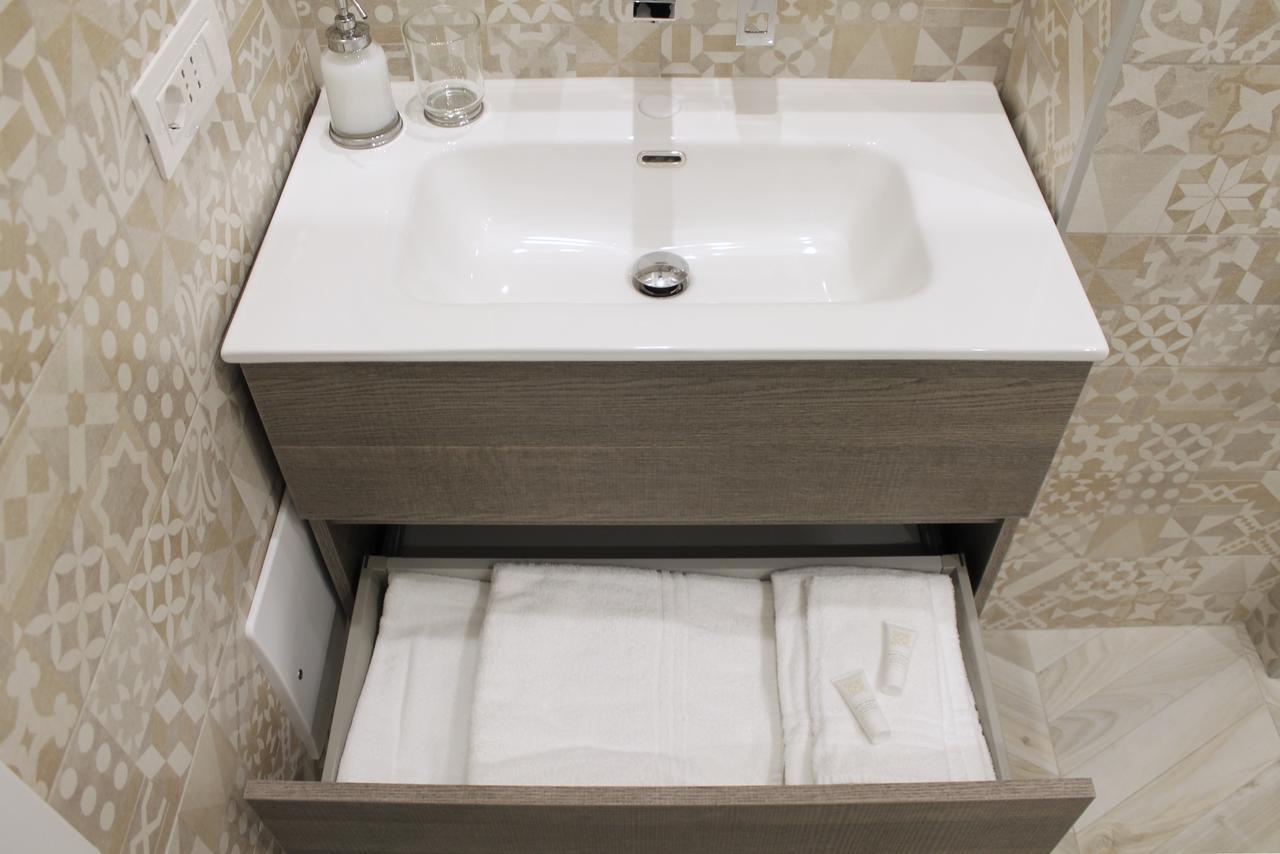 Bed No Breakfast Ak 2 Hotel Napoli Ngoại thất bức ảnh